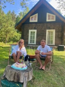 Miško sielų stovykla šeimininkai